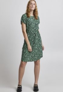 Robe courte fleurie