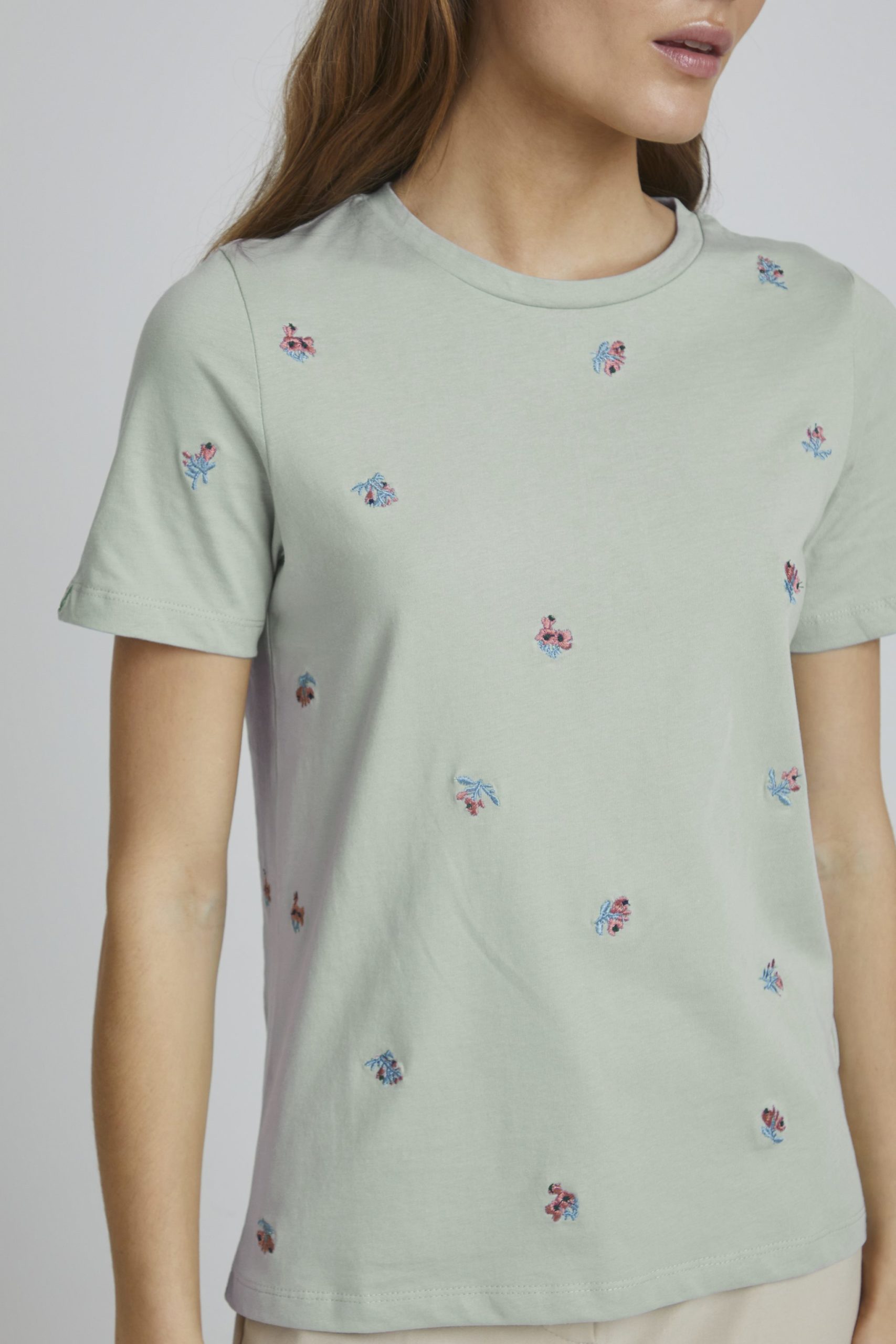 T-shirt brodé fleur – Image 4