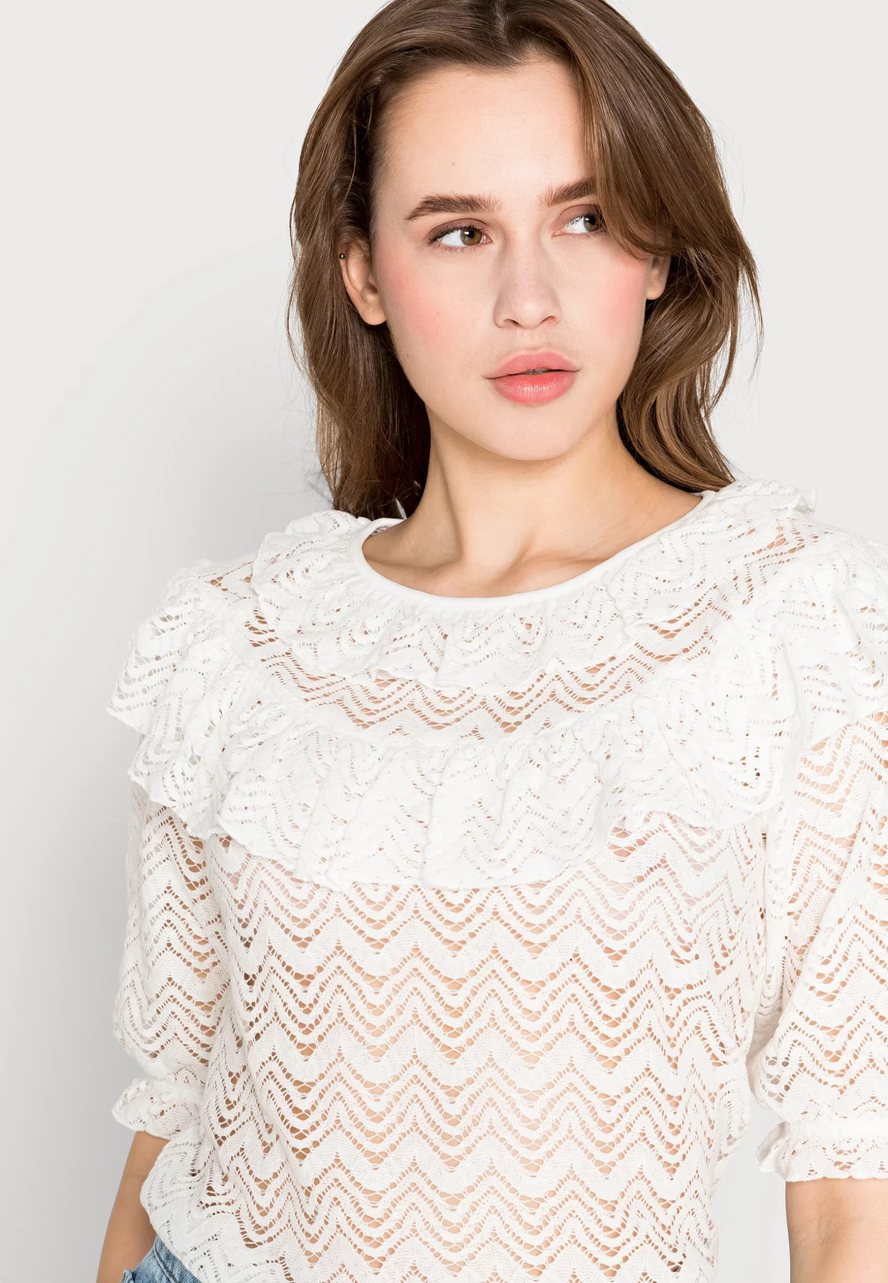 Blouse parnika B Young – Image 3