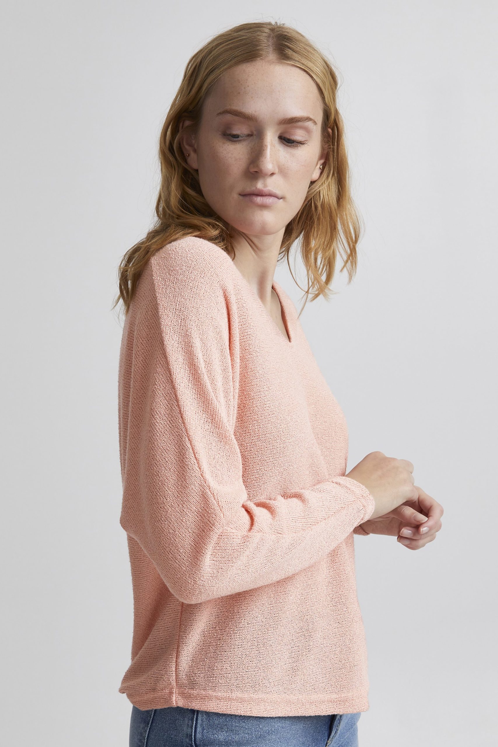 Pullover rose femme – Image 2